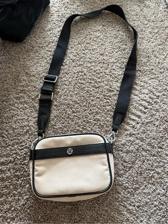 lululemon athletica Handbags - Lululemon Now and Always Crossbody Bag *mini